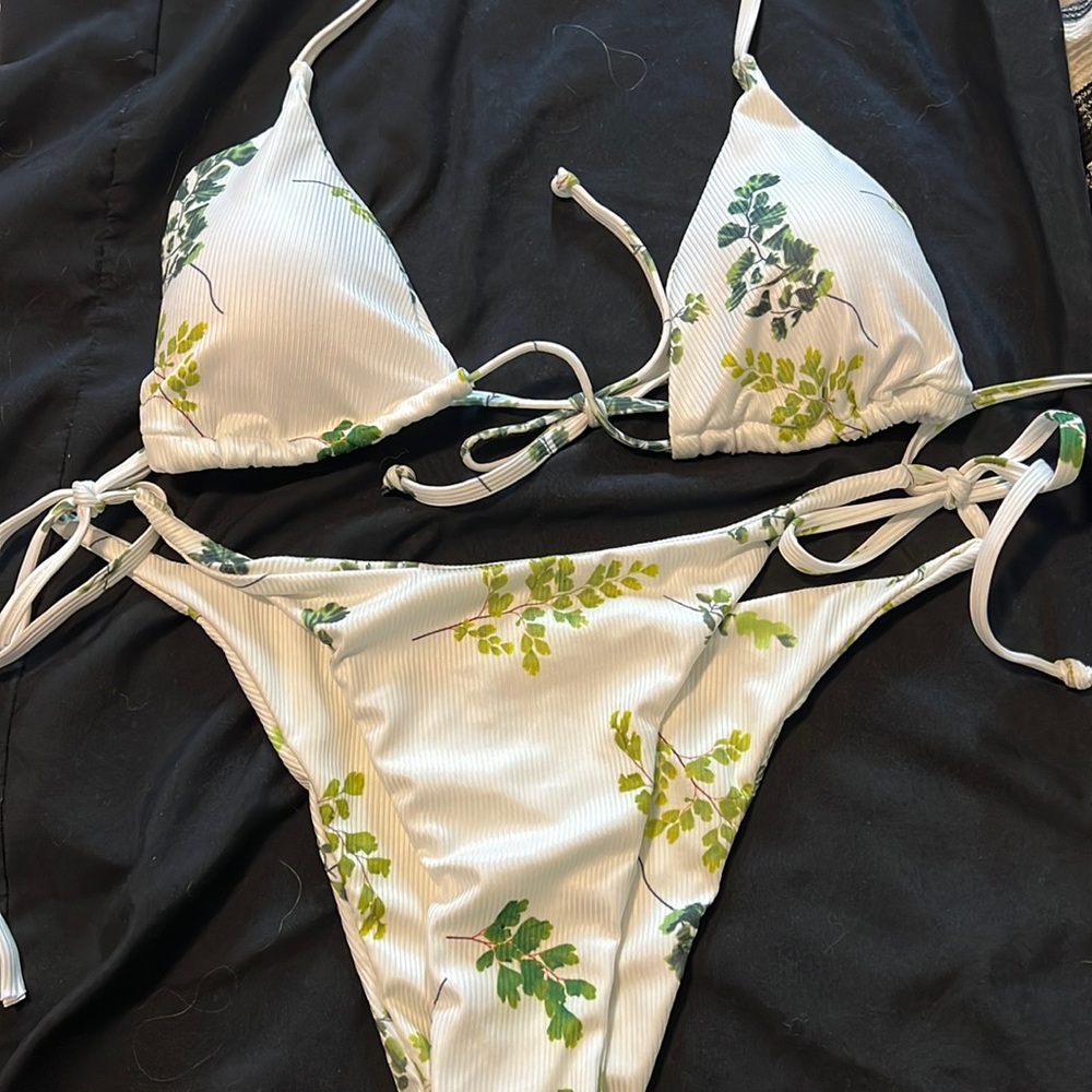 Swim suit
